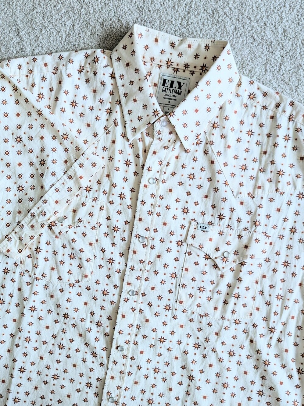 Ely Cattleman Men's Short Sleeve Retro Star Print Western Snap Shirt Sz L